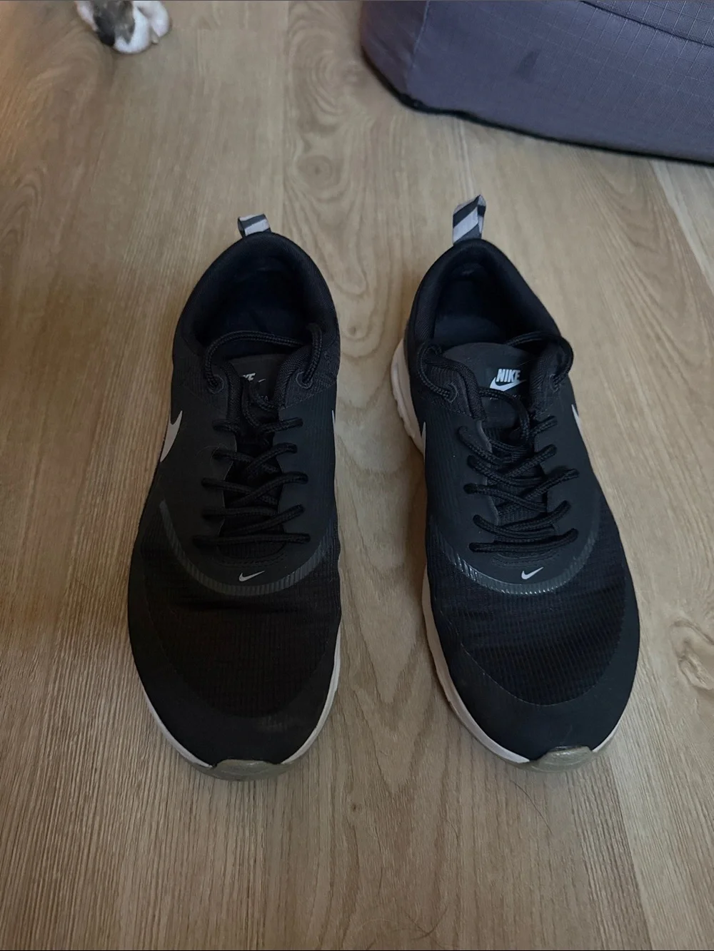 Nike Women’s Black & White Lightweight Mesh Sneakers